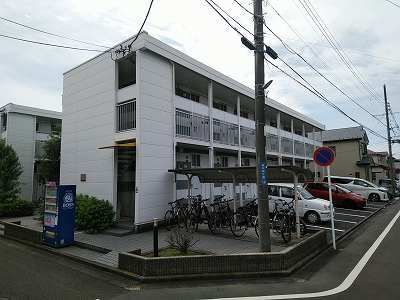 レオパレスヤバタⅢの外観画像