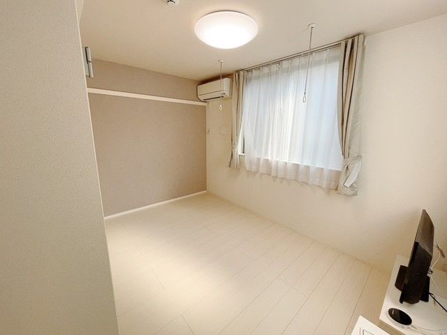 ベッドルーム