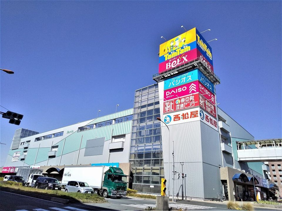 近くに施設あり