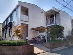 レオパレスジュネスの外観画像
