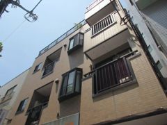 スカイビルの外観画像