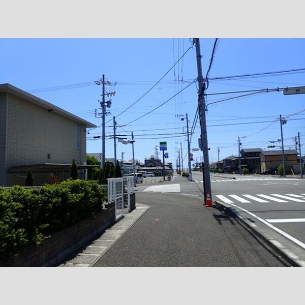 近くに施設あり