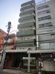 ペアパレス鍋横の外観画像
