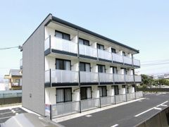 レオパレスカナンの外観画像