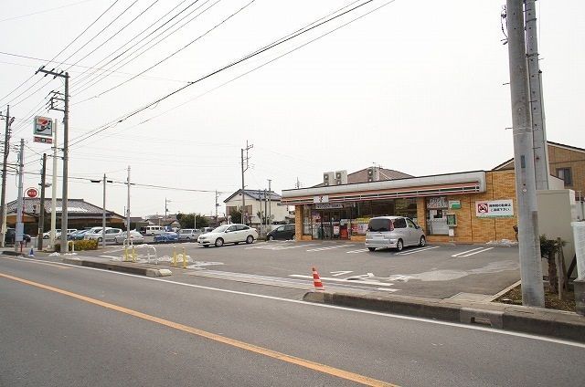近くのセブン さいたま円阿弥2丁目店まで400m(徒歩5分)