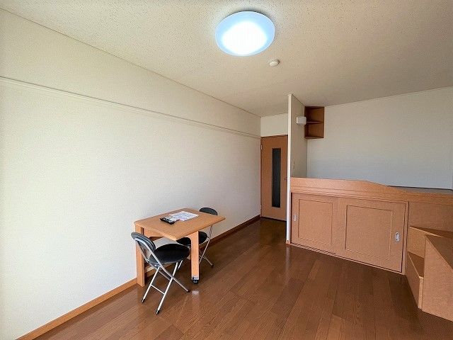ベッドルーム