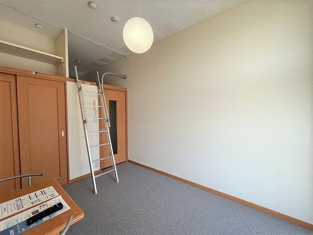 ベッドルーム
