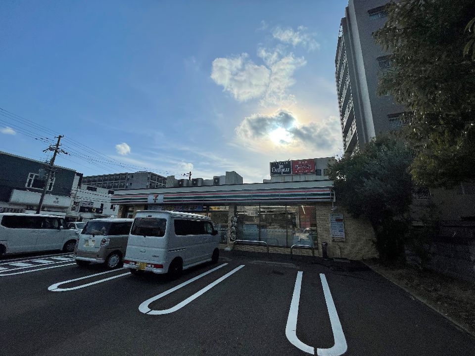 近くに施設あり