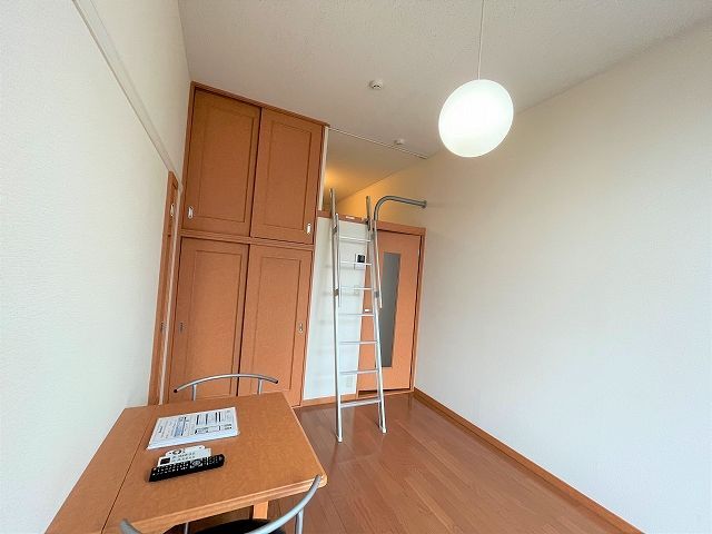 ベッドルーム