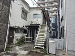 メゾンコート中野の外観画像