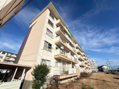 下川原団地3号棟の外観画像