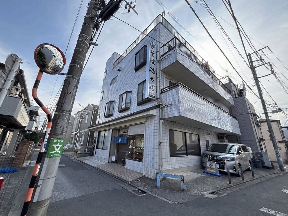 近くに施設あり