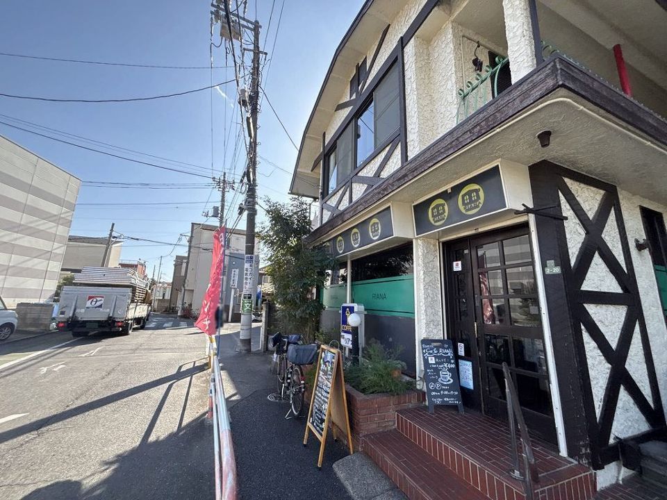 近くに施設あり