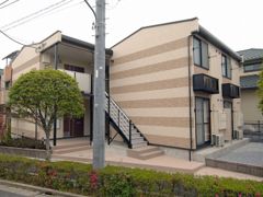 レオパレスブリアールの外観画像
