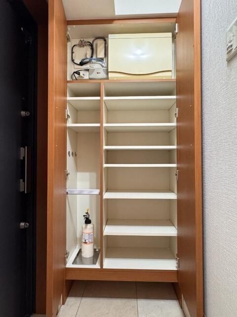 収納