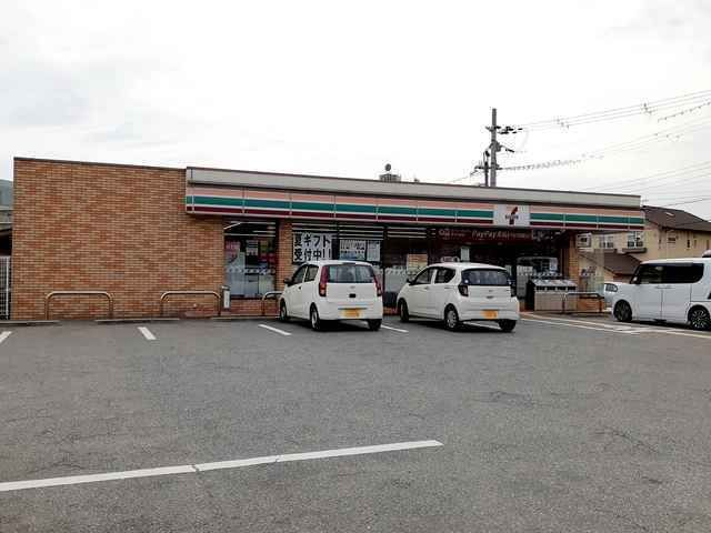 近くのセブンイレブン明石藤江店まで450m(徒歩6分)