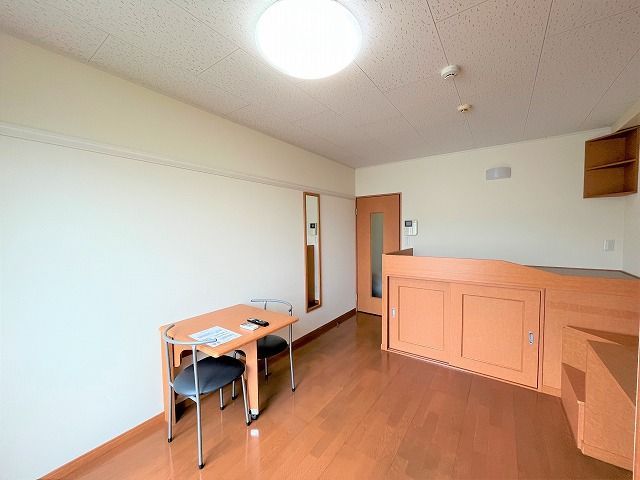 ベッドルーム