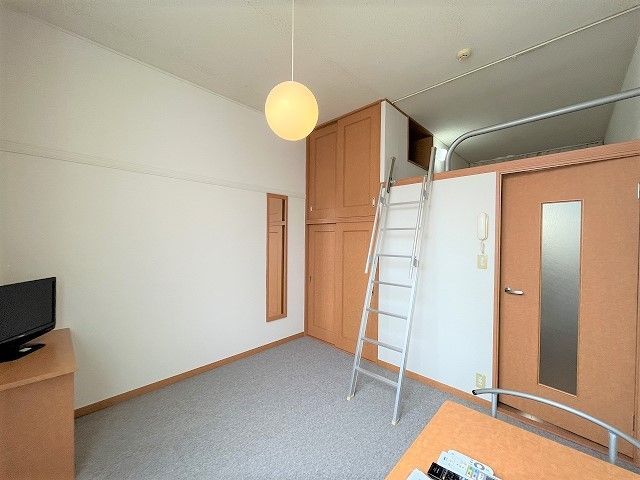 ベッドルーム