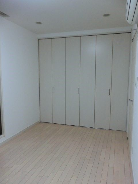 ベッドルーム