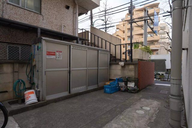 その他