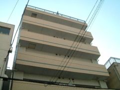 クイーンズレゾン新御徒町の外観画像