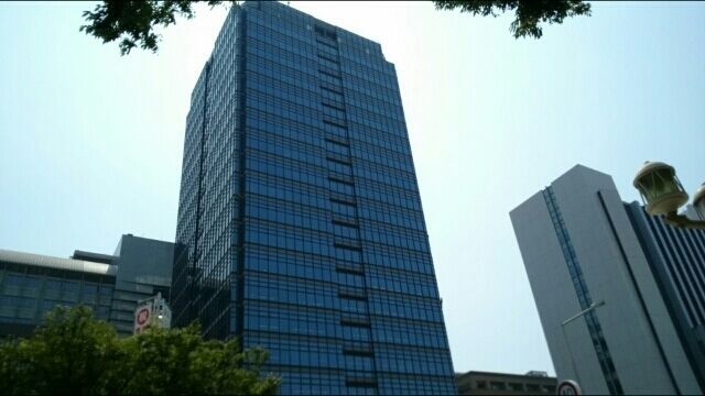 近くの堺市役所まで1,300m(徒歩17分)
