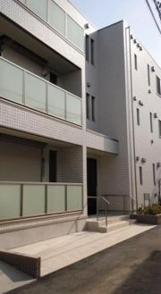 ラシーネ北新宿の外観画像