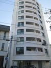 ドゥーエ上前津の外観