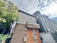 アヤメゾン初台の外観画像