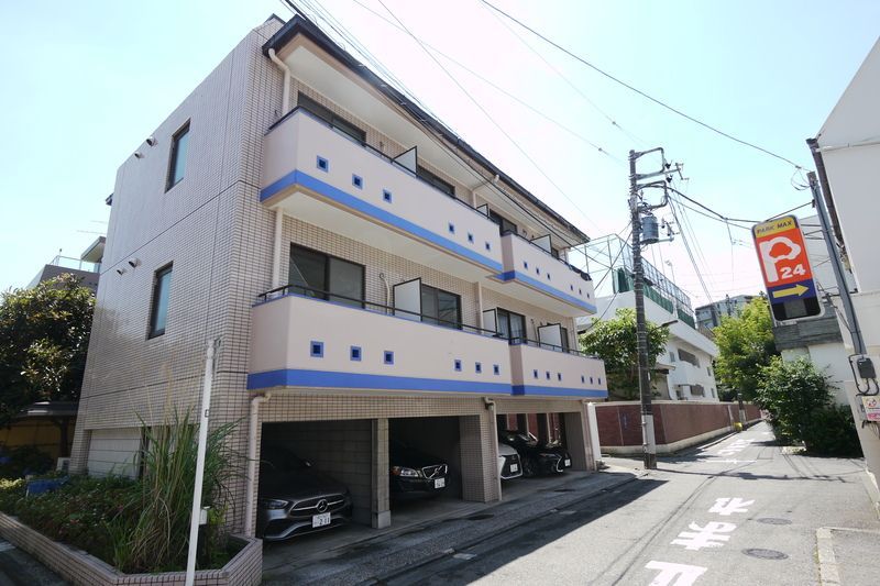 ベルメゾン三田の外観画像