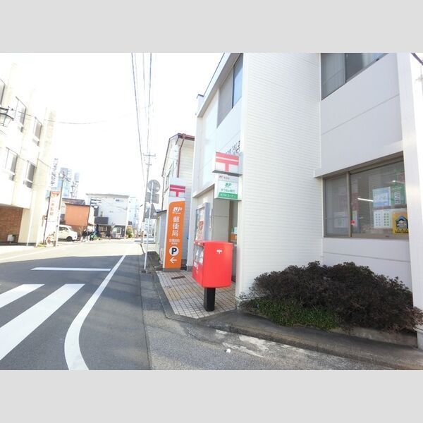 近くに前橋表町郵便局(268m)あり
