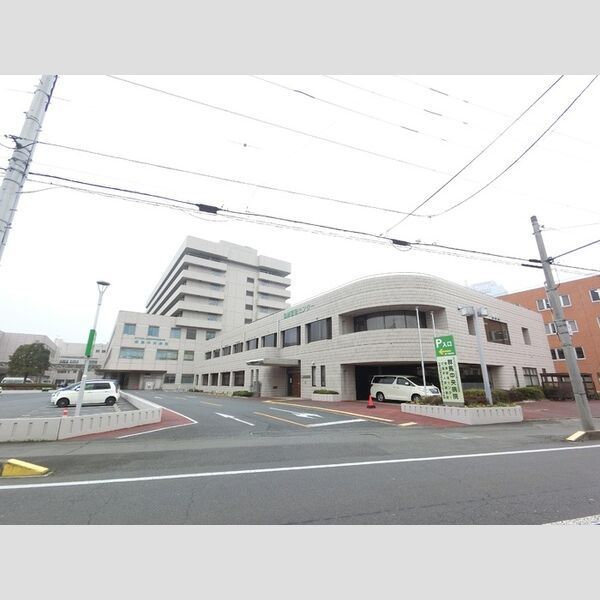 近くに独立行政法人地域医療機能推進機構群馬中央病院(775m)あり
