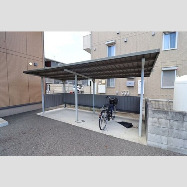 近くに駐輪場あり