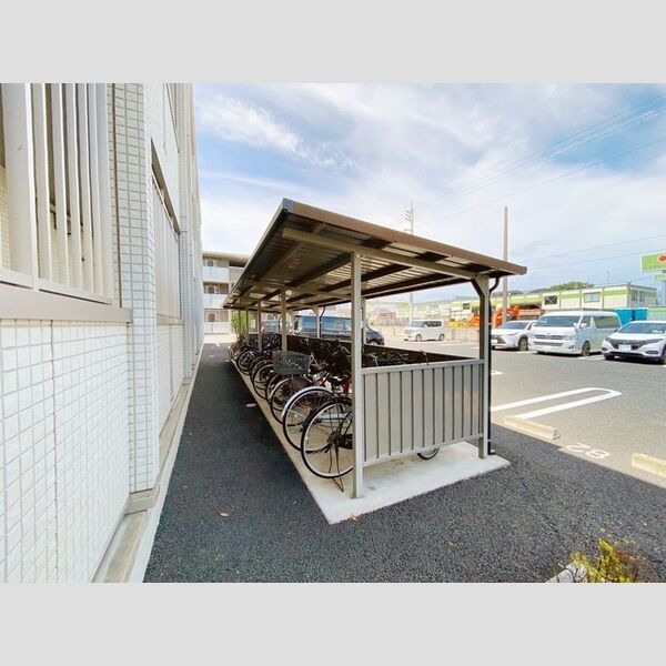 近くに駐輪場あり