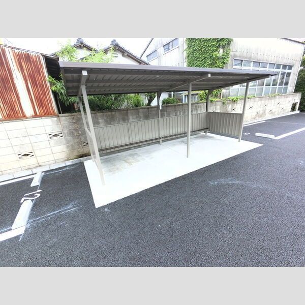 近くに駐輪場あり