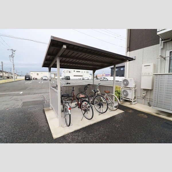 近くに駐輪場あり