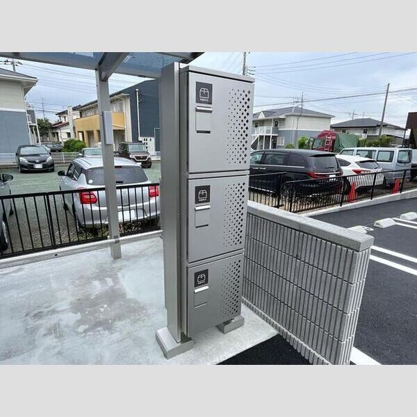 近くに宅配ボックスあり