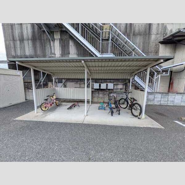 近くに駐輪場あり