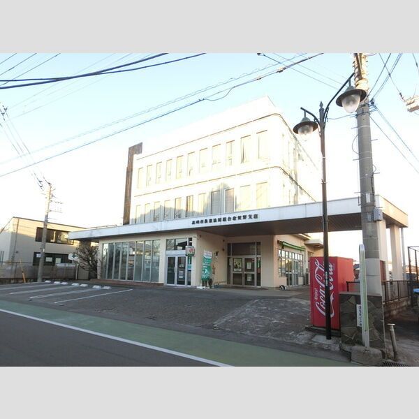 近くにJAたかさき倉賀野支店(342m)あり