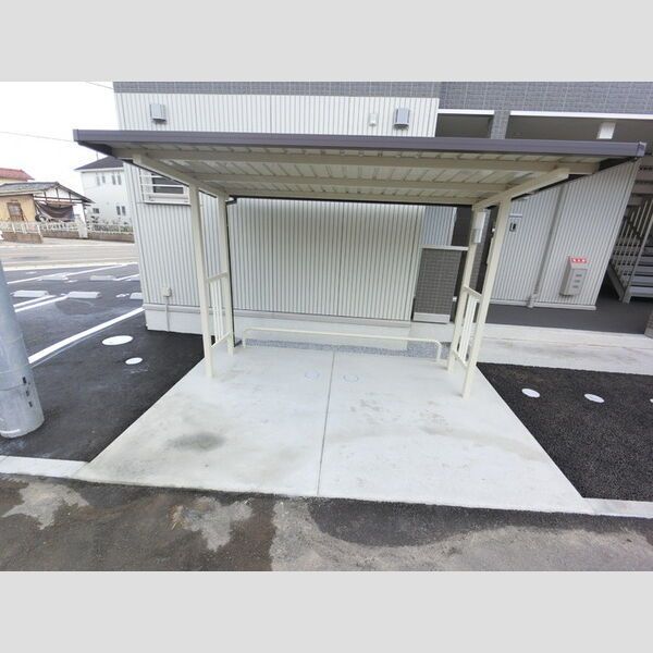 近くに駐輪場あり