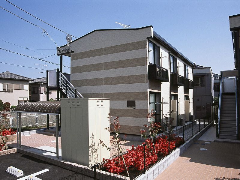 レオパレスラピスCの外観画像