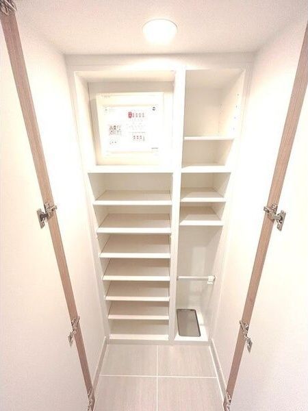 収納