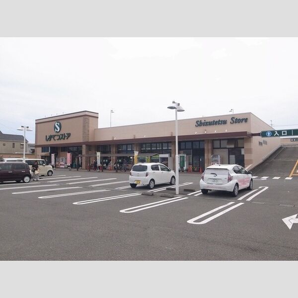 近くに100m 徒歩2分あり