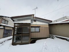 日の出町1丁目貸家の外観画像