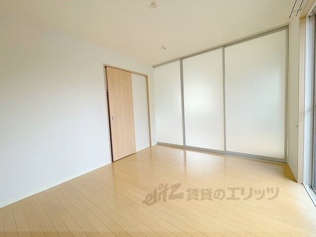 ベッドルーム