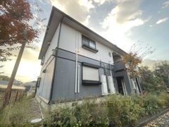 サンビレッジ学園前東坂 G棟の外観画像