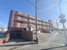 サンプラザ築山の外観