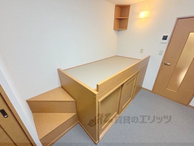 ベッドルーム