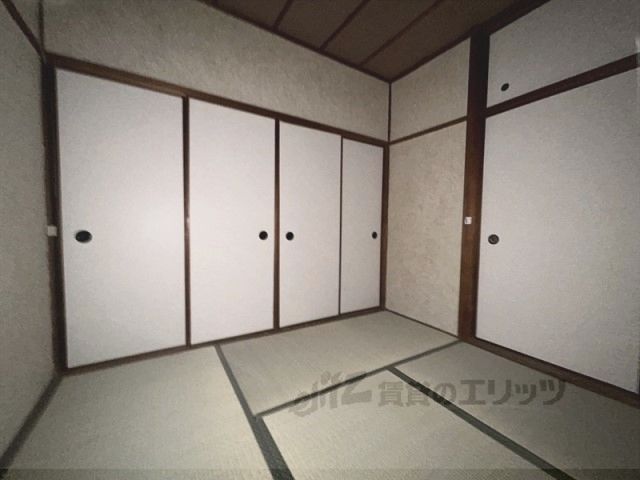ベッドルーム