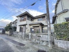 キャットウォークのある庭付き一戸建の外観画像